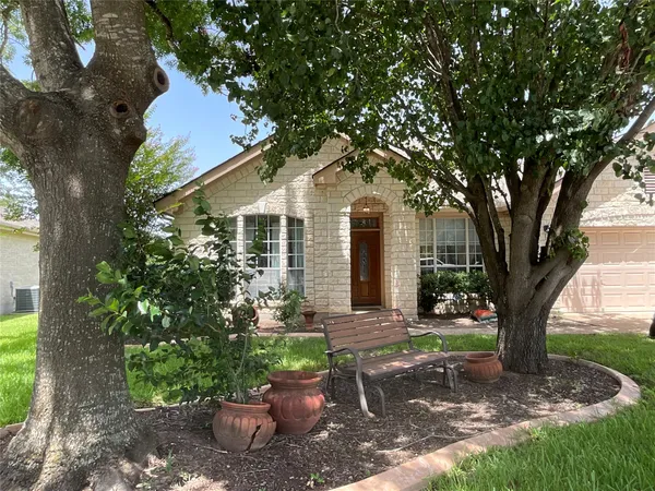 $2,400 | 7008 Albacete Lane, Round Rock, TX 78681