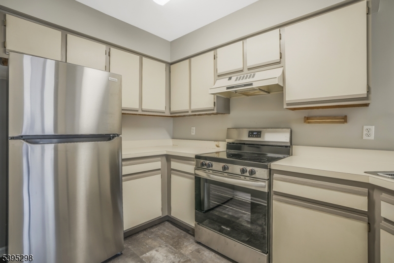 29 Cheswich Court Bedminster, NJ 07921 - Photo 5 of 11