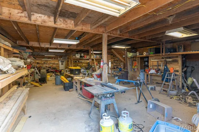 $875,000 | 2674 Highway 17, Iberia, MO 65486