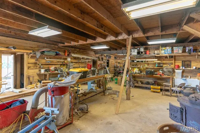 $875,000 | 2674 Highway 17, Iberia, MO 65486