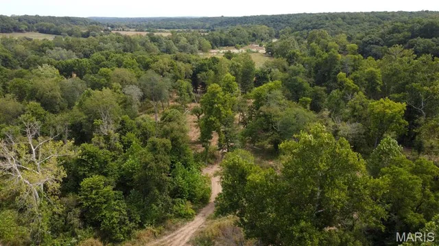 $875,000 | 2674 Highway 17, Iberia, MO 65486