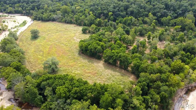 $875,000 | 2674 Highway 17, Iberia, MO 65486