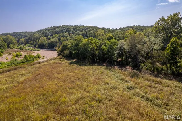 $875,000 | 2674 Highway 17, Iberia, MO 65486