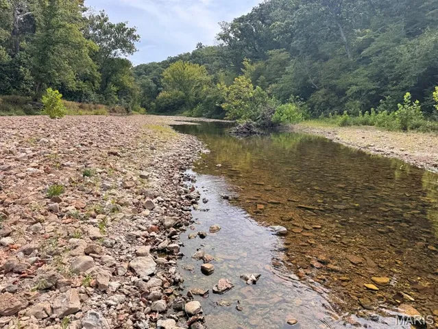 $875,000 | 2674 Highway 17, Iberia, MO 65486