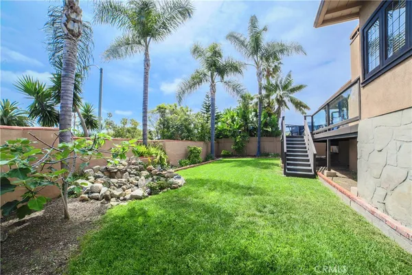 $8,000 | 1601 Louise Street, Laguna Beach, CA 92651