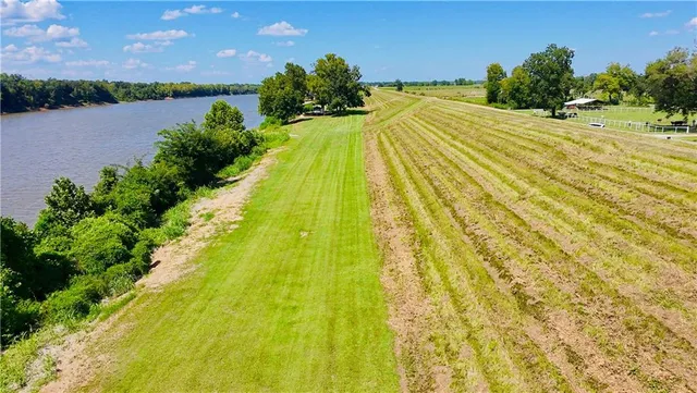 $120,000 | 1271 River Road, Marksville, LA 71351