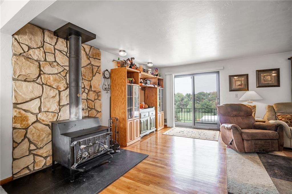 11 Gass Road Pittsburgh, PA 15229 - Photo 9 of 24