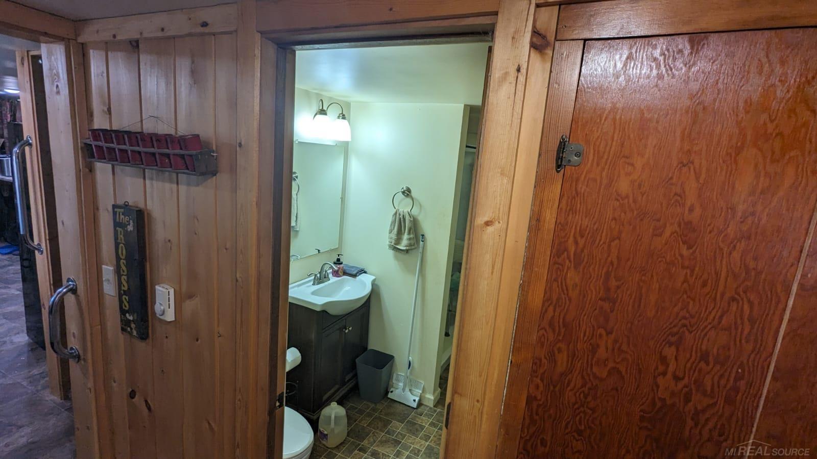 10097 20 Mile Road Tustin, MI 49688 - Photo 15 of 37 Gallery Image 15