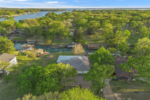 $789,000 | 116 1st Oak Drive, Enchanted Oaks, TX 75156