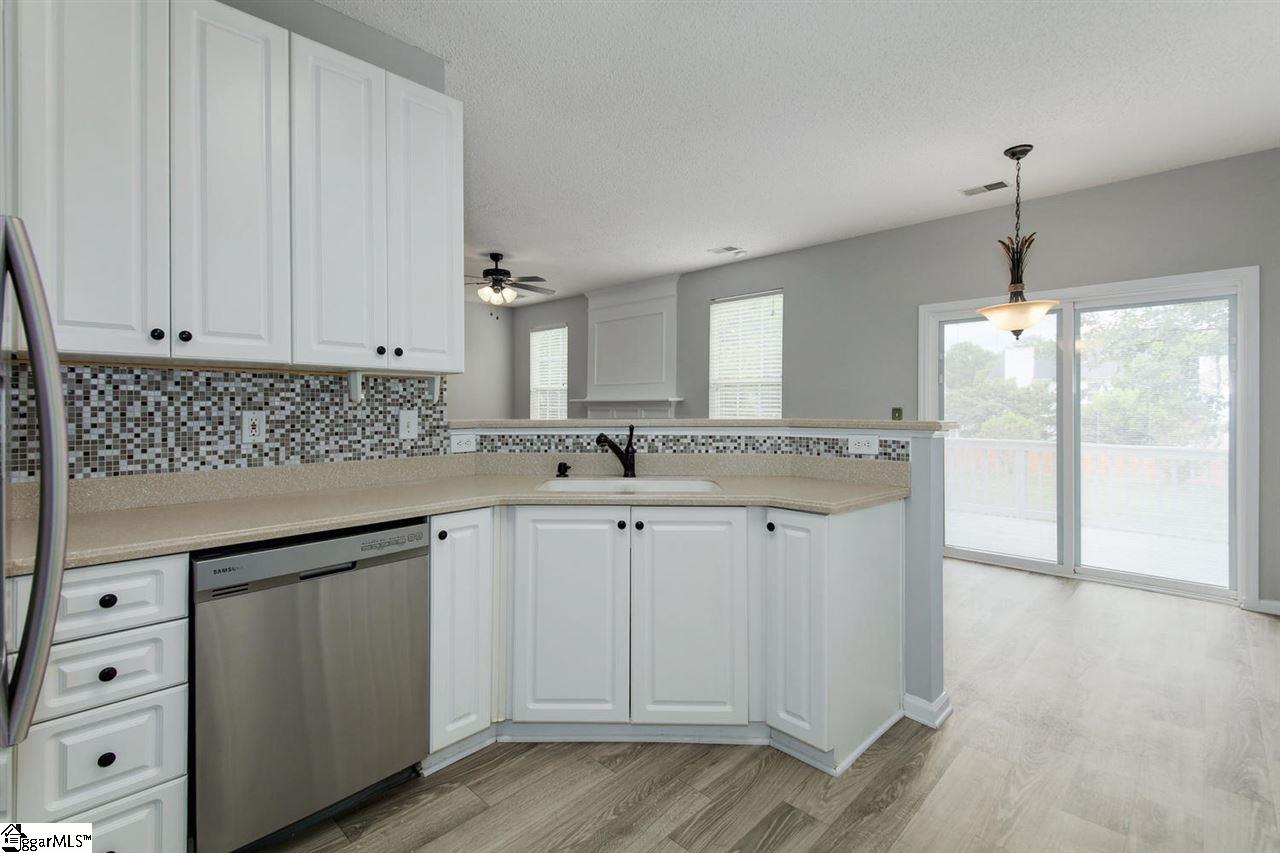 111 Summer Hill Road Simpsonville, SC 29681 - Photo 12 of 36 Gallery Image 12