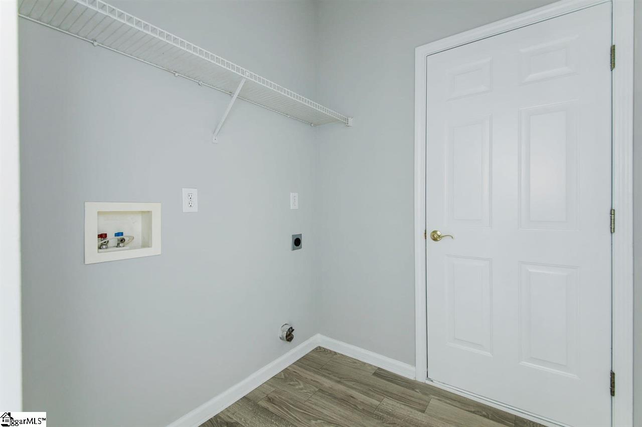 111 Summer Hill Road Simpsonville, SC 29681 - Photo 17 of 36 Gallery Image 17
