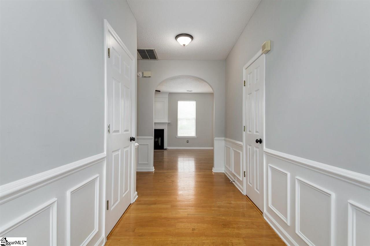 111 Summer Hill Road Simpsonville, SC 29681 - Photo 4 of 36 Gallery Image 4