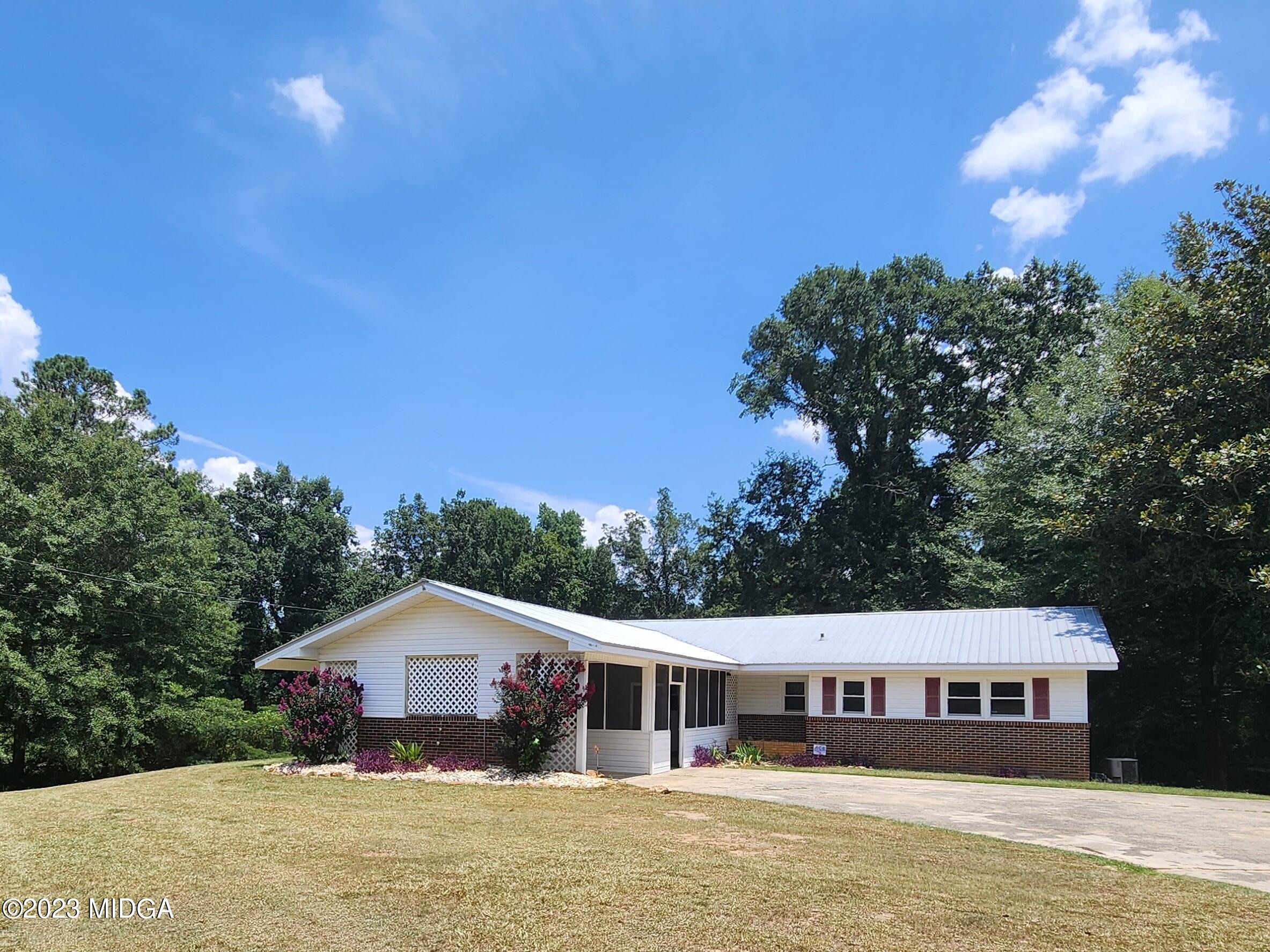 5544 Bankston Lake Road Macon, GA 31216 - Photo 1 of 20 20230727_133045
