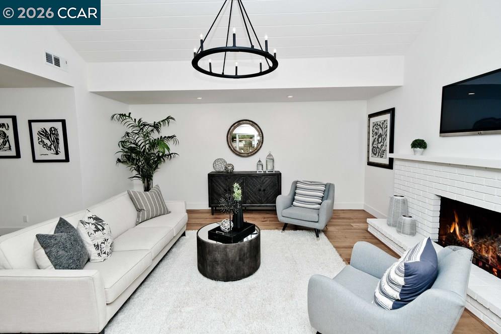 2941 Roundhill Road Alamo, CA 94507 - Photo 15 of 33