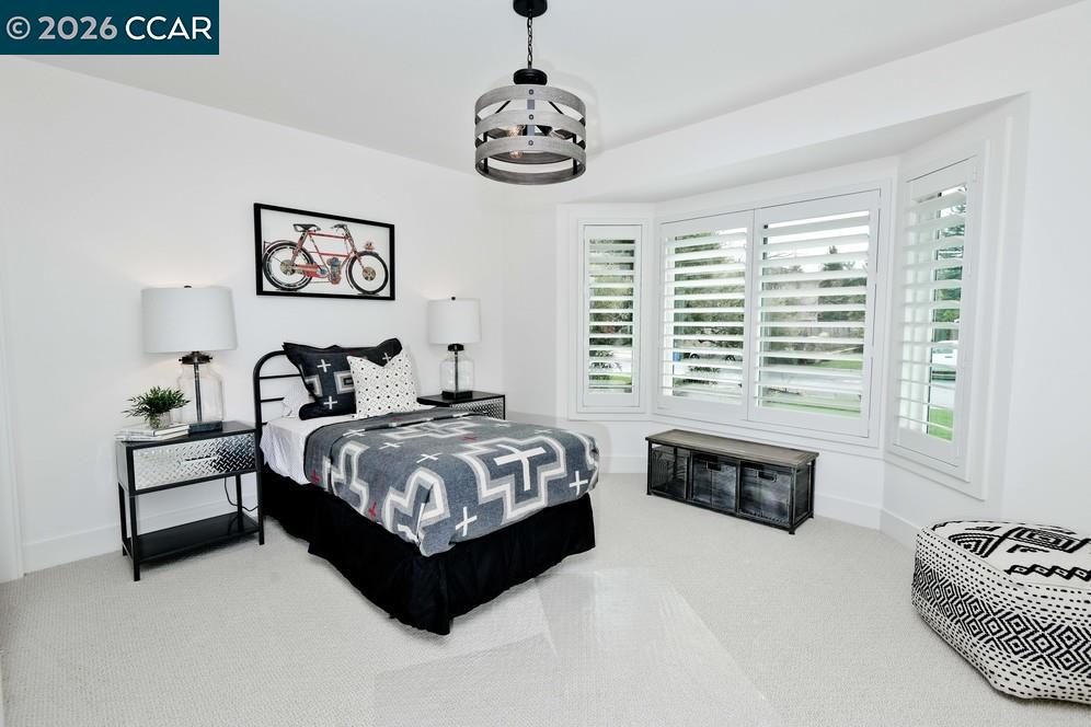 2941 Roundhill Road Alamo, CA 94507 - Photo 22 of 33