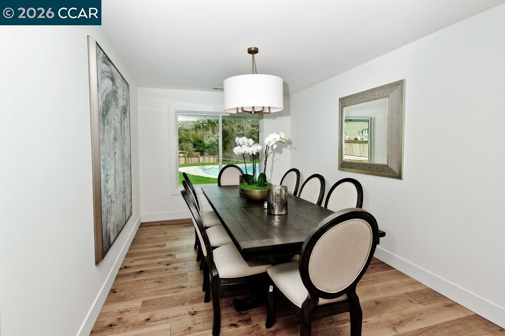 2941 Roundhill Road Alamo, CA 94507 - Photo 7 of 33