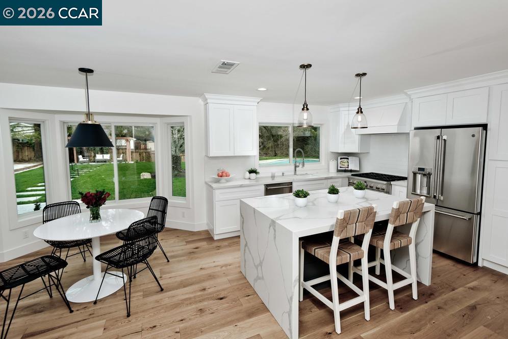 2941 Roundhill Road Alamo, CA 94507 - Photo 9 of 33