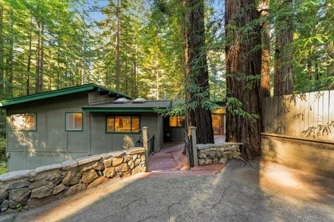 $729,000 | 1079 Scenic Drive, Felton, CA 95018