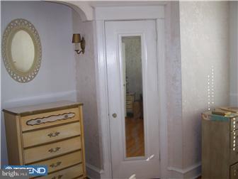 205 Huntley Road Upper Darby, PA 19082 - Photo 6 of 9
