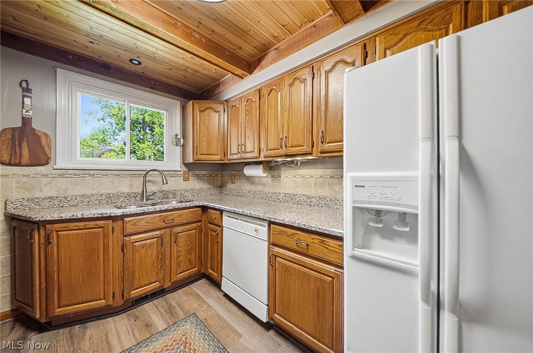 10129 East River Road Elyria, OH 44035 - Photo 6 of 35