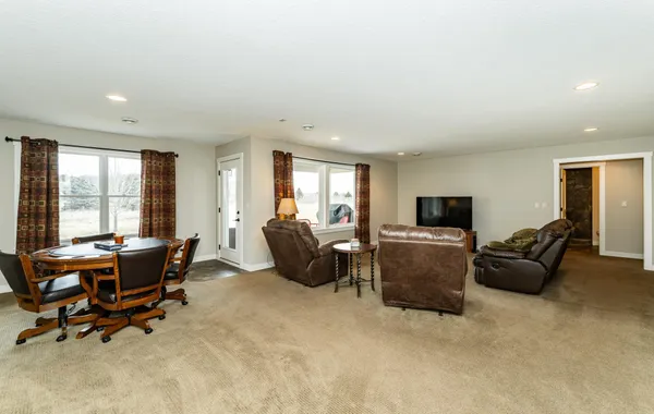 $700,000 | 3915 Berkshire Road Southwest, Rochester, MN 55902