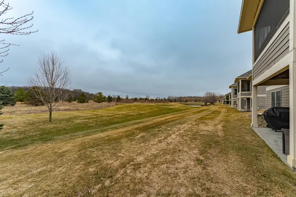 $700,000 | 3915 Berkshire Road Southwest, Rochester, MN 55902