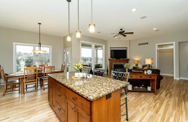 $700,000 | 3915 Berkshire Road Southwest, Rochester, MN 55902