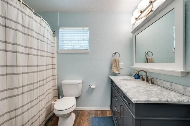 $2,400 | 916 South Tennessee Street, McKinney, TX 75069