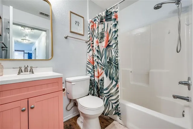 $2,400 | 916 South Tennessee Street, McKinney, TX 75069