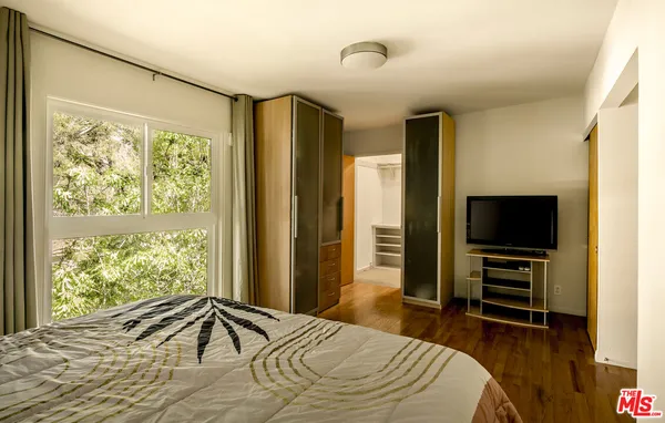 $1,495,000 | 3262 Dos Palos Drive, Los Angeles, CA 90068