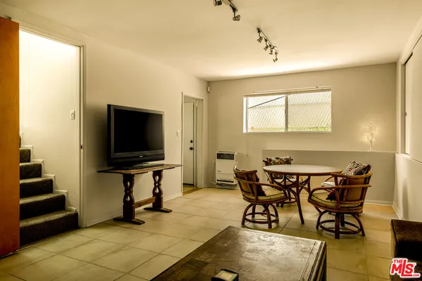 $1,495,000 | 3262 Dos Palos Drive, Los Angeles, CA 90068