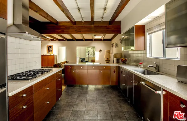 $1,495,000 | 3262 Dos Palos Drive, Los Angeles, CA 90068