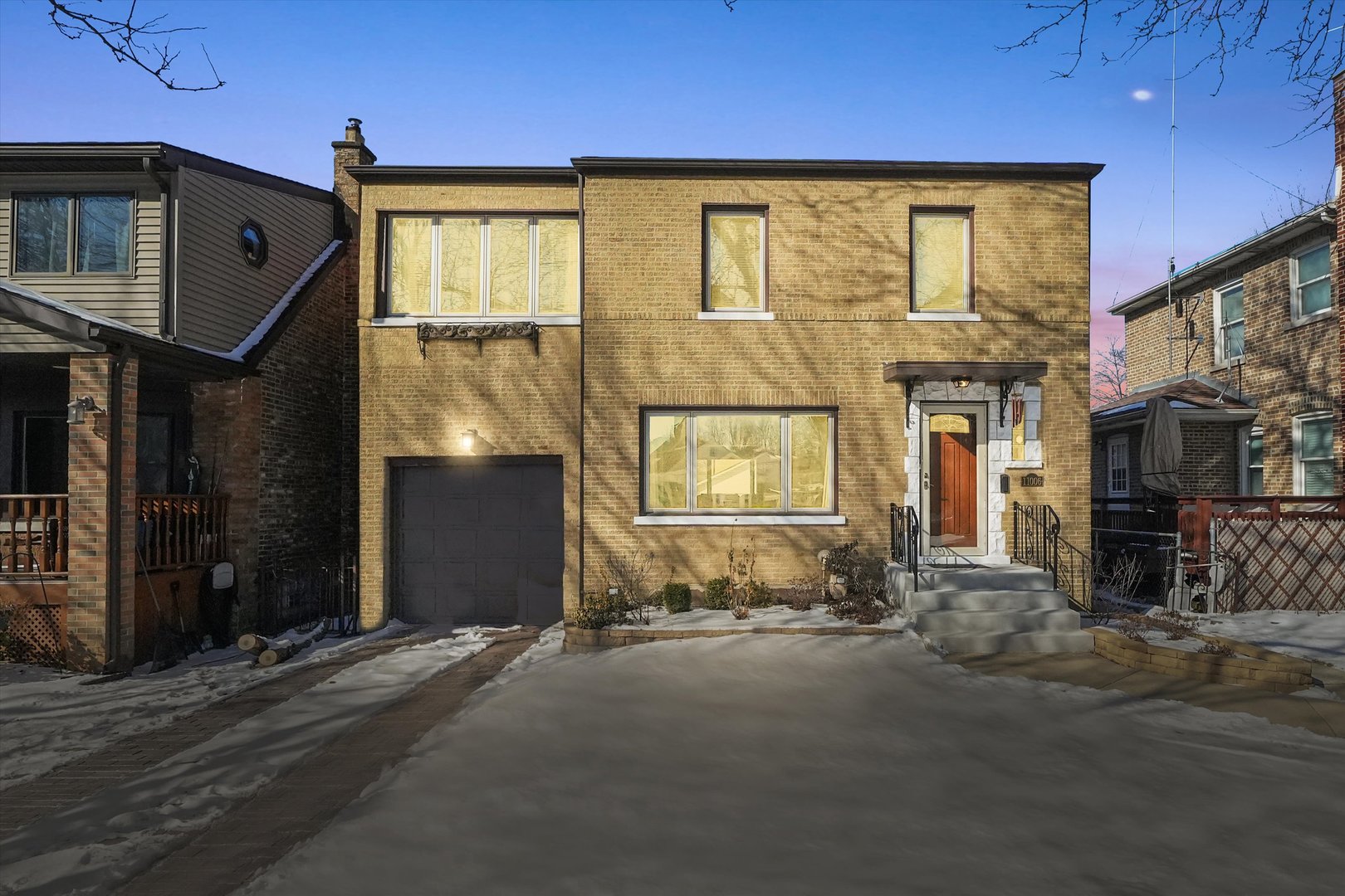 11006 South Harding Avenue Chicago, IL 60655 - Photo 2 of 31