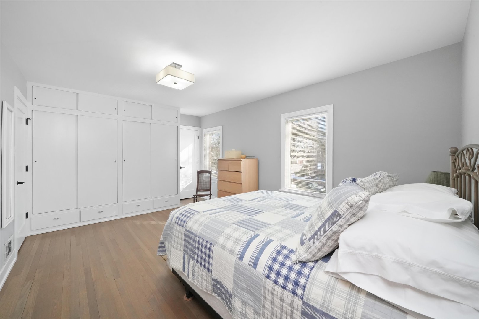 11006 South Harding Avenue Chicago, IL 60655 - Photo 22 of 31
