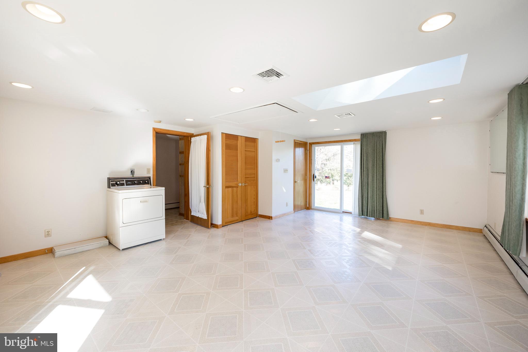 24 East 7 Stars Road Phoenixville, PA 19460 - Photo 13 of 33 Sunroom with Washer/Dryer Hook-ups