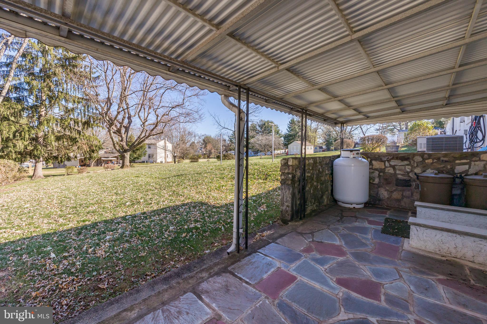 24 East 7 Stars Road Phoenixville, PA 19460 - Photo 32 of 33 Covered Flagstone Patio