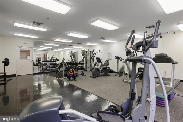 $439,900 | 801 South Greenbrier Street, Unit 103, Arlington, VA 22204