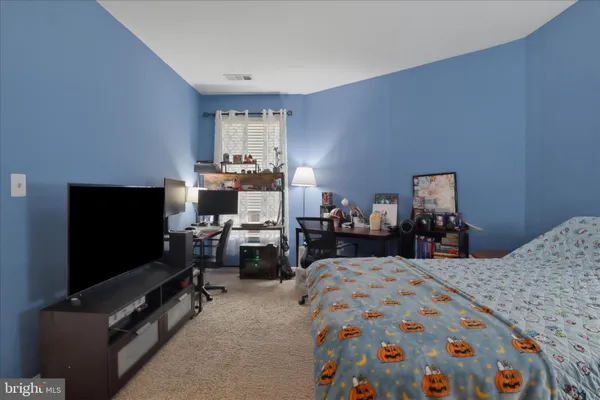 $439,900 | 801 South Greenbrier Street, Unit 103, Arlington, VA 22204