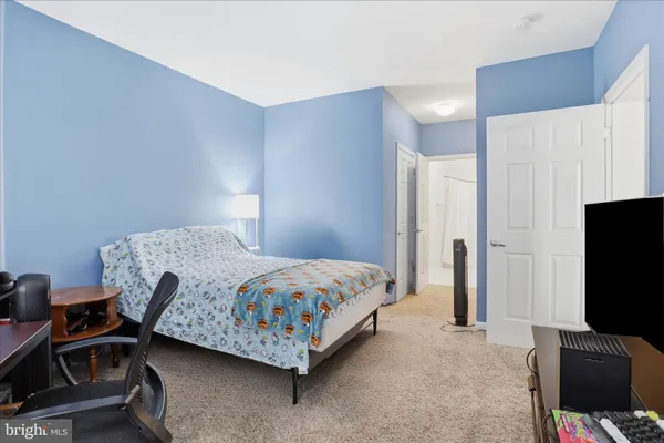$439,900 | 801 South Greenbrier Street, Unit 103, Arlington, VA 22204