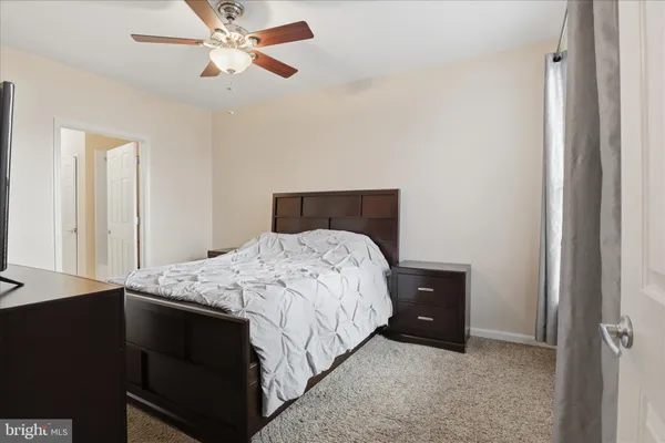 $439,900 | 801 South Greenbrier Street, Unit 103, Arlington, VA 22204
