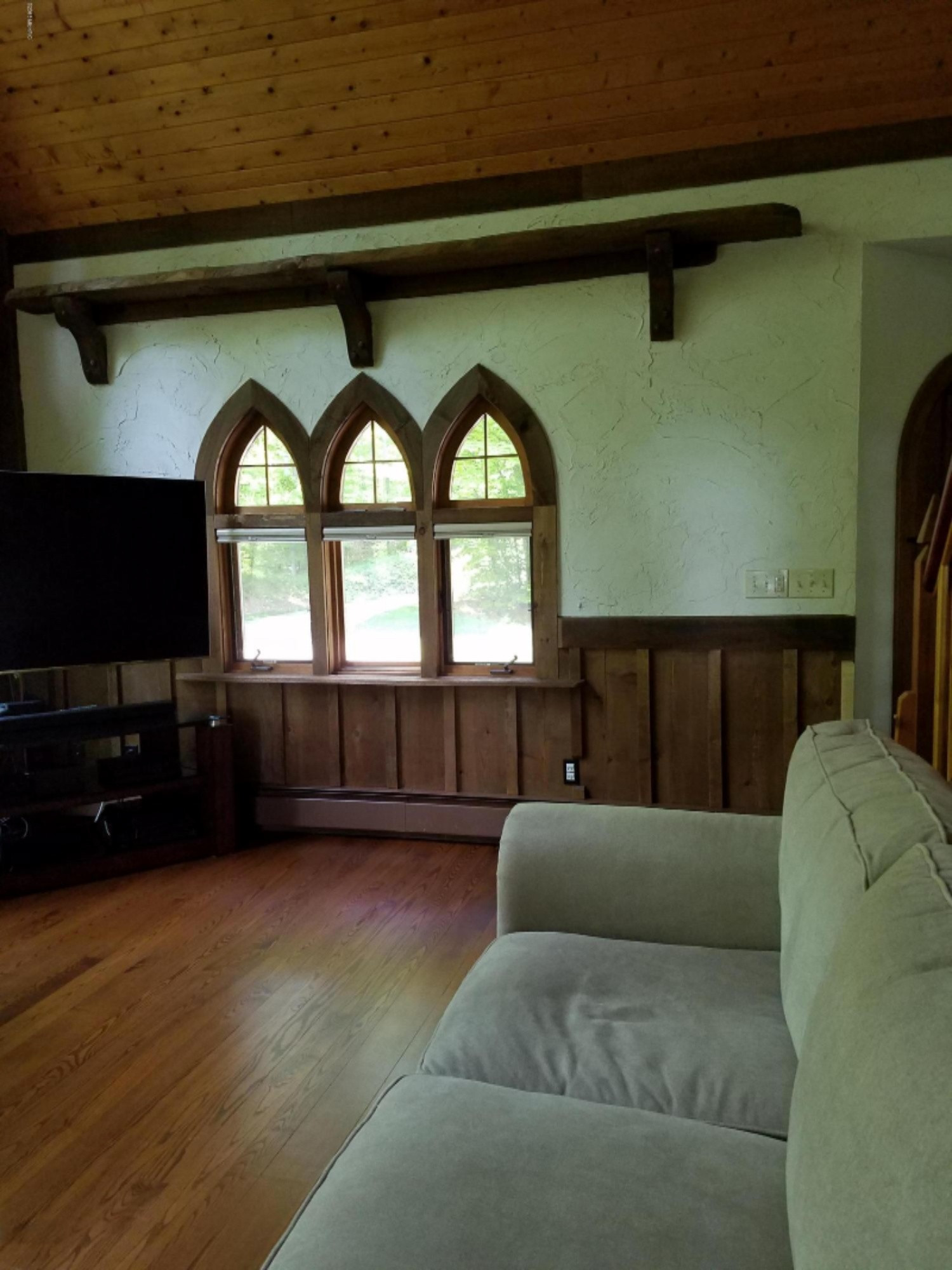 4505 Barney Road Traverse City, MI 49684 - Photo 28 of 56 Living Room