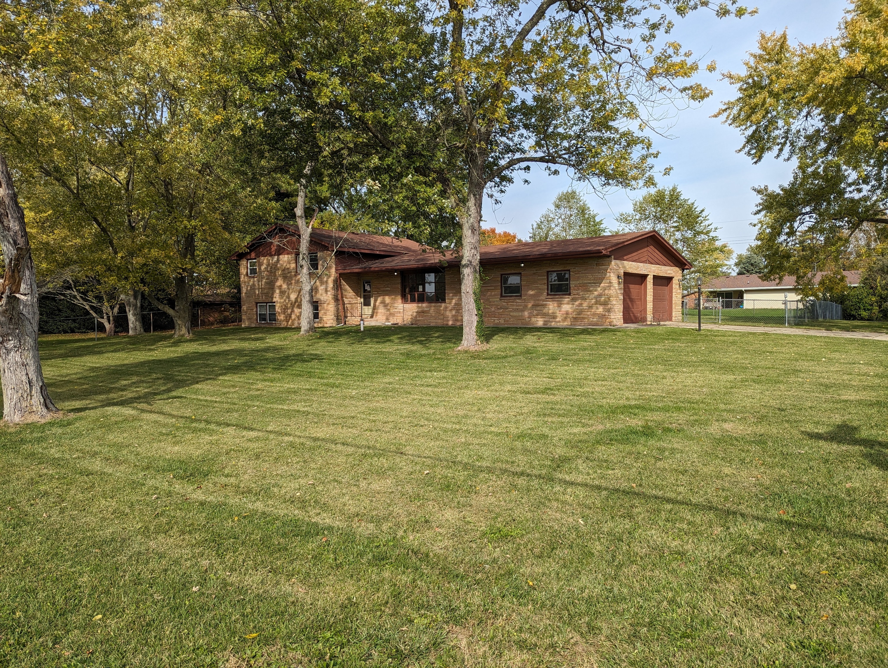 1208 East Royerton Road Muncie, IN 47303 - Photo 5 of 32 Gallery Image 5