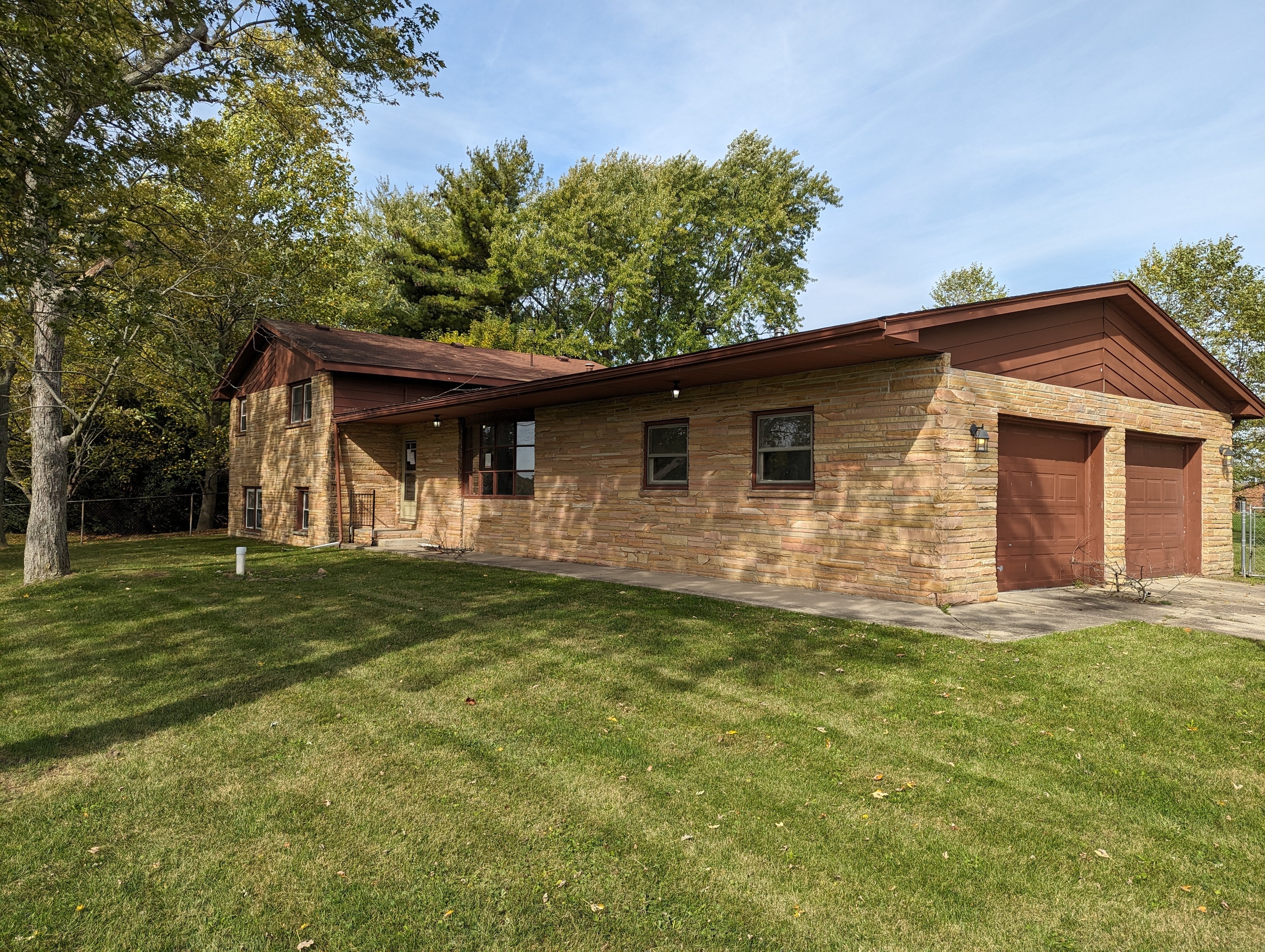 1208 East Royerton Road Muncie, IN 47303 - Photo 6 of 32 Gallery Image 6