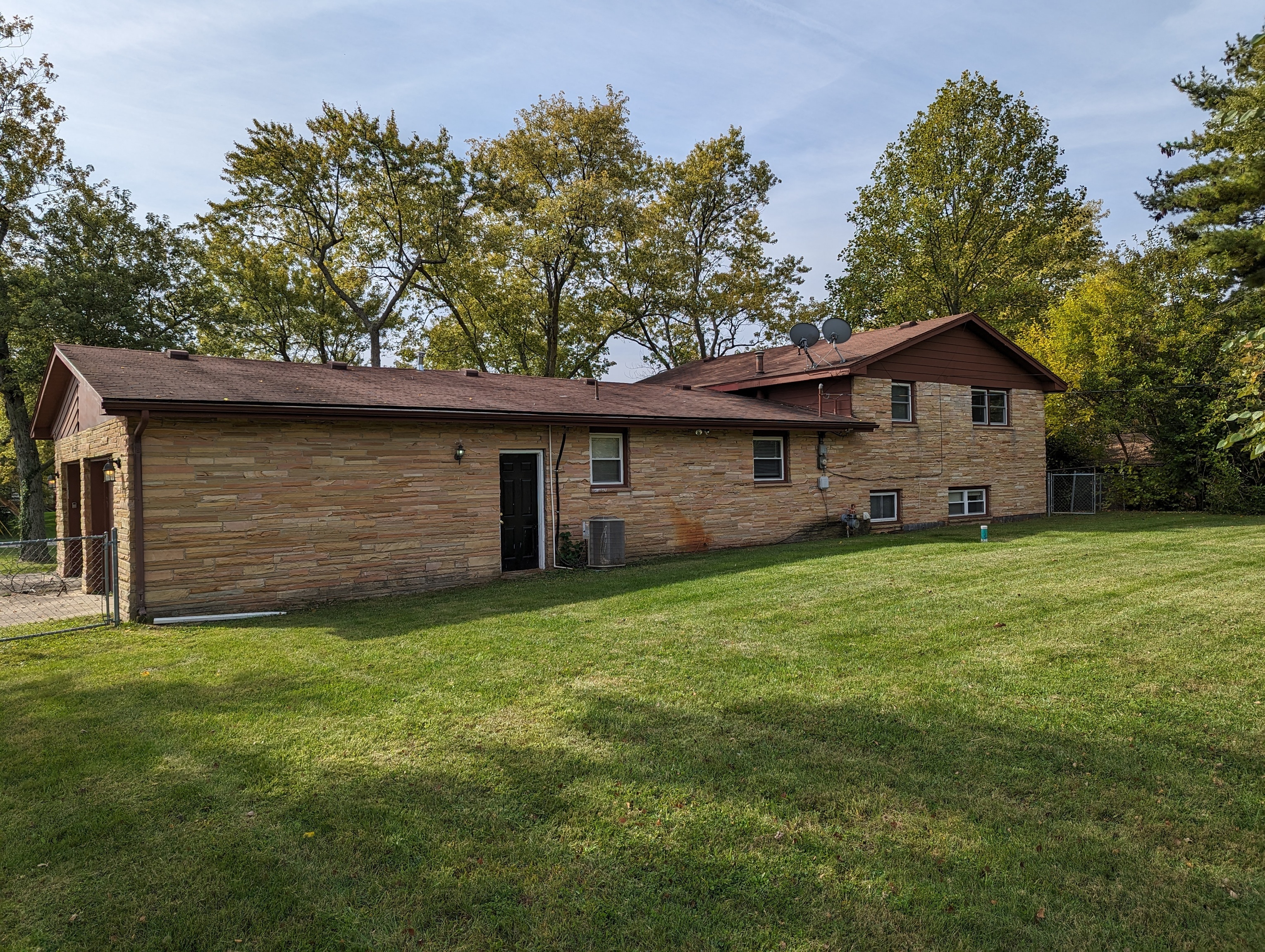 1208 East Royerton Road Muncie, IN 47303 - Photo 8 of 32 Gallery Image 8