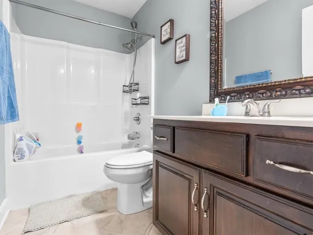 $364,000 | 4605 Stacey Way, St. Joseph, MO 64505