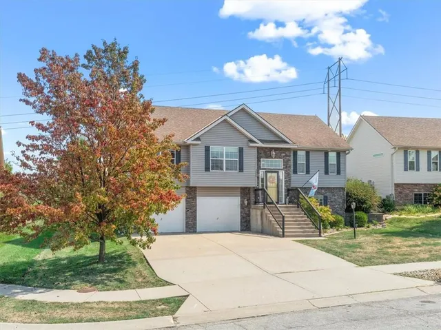 $364,000 | 4605 Stacey Way, St. Joseph, MO 64505