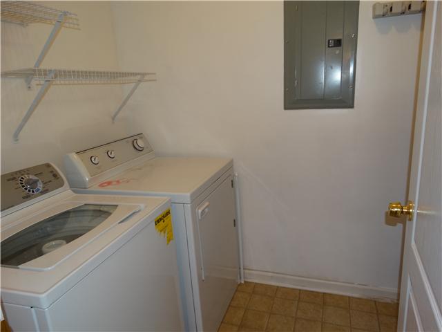 1374 Neptune Road Ashland City, TN 37015 - Photo 5 of 9 Gallery Image 5