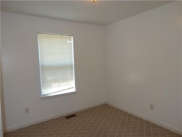 1374 Neptune Road Ashland City, TN 37015 - Photo 8 of 9 Gallery Image 8