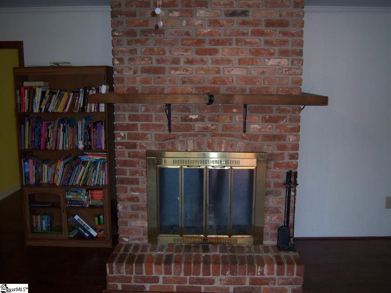 100 Hillbrook Road Taylors, SC 29687 - Photo 5 of 21 Gallery Image 5
