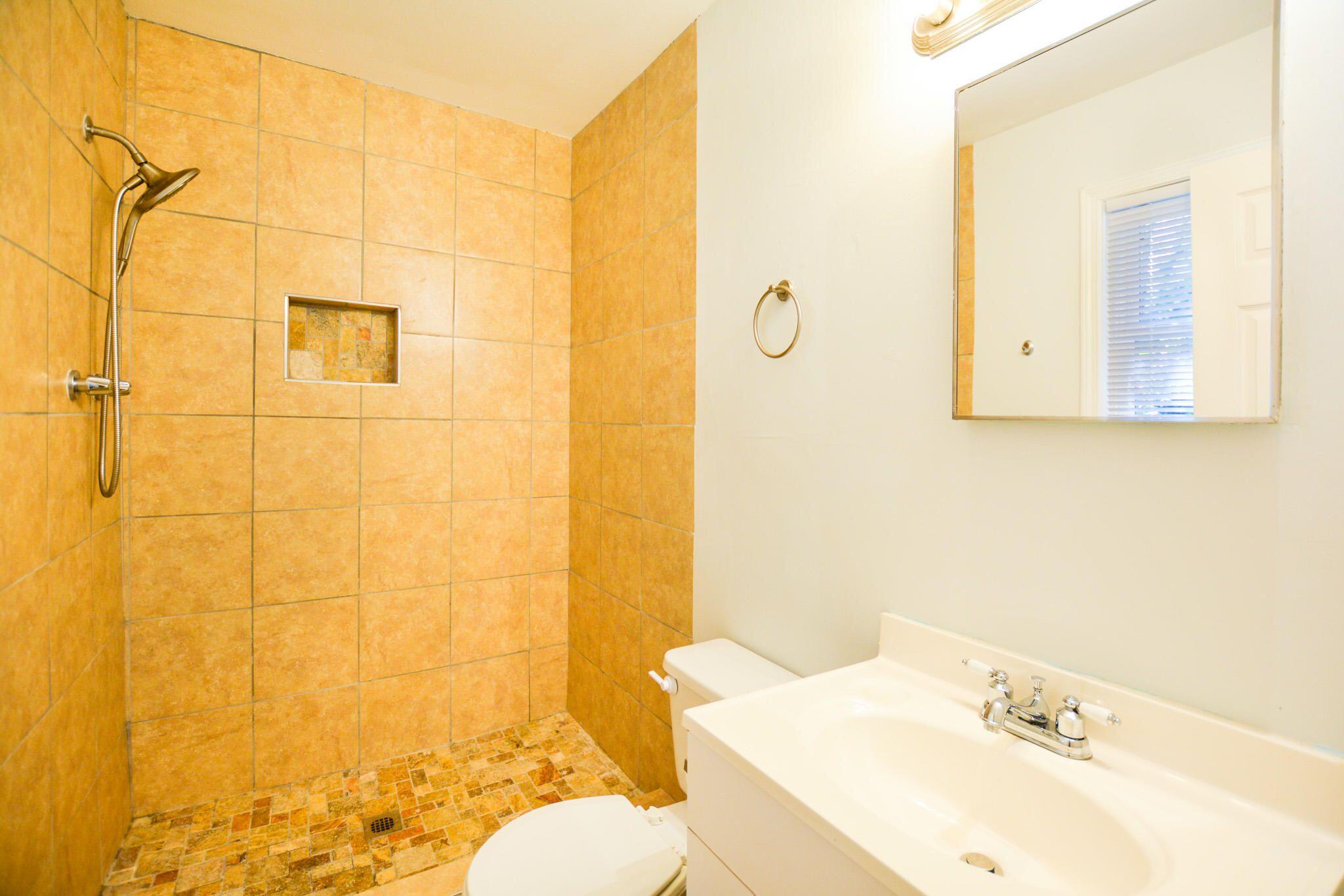 1303 Camp Road Charleston, SC 29412 - Photo 13 of 16 20211104144614821891000000-o